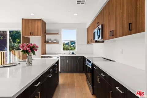 Kitchen - 1664 Vincente Ave, Placentia, CA 92870 photo 1 of 3