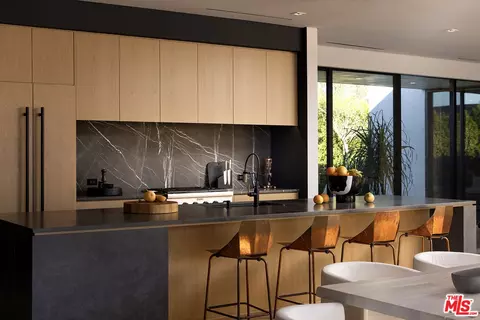 Kitchen - 2 Echo Ln, Rancho Mirage, CA 92270 photo 1 of 2