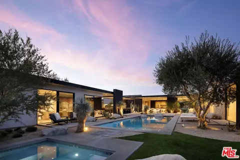 Exterior - 2 Echo Ln, Rancho Mirage, CA 92270 photo 9 of 13
