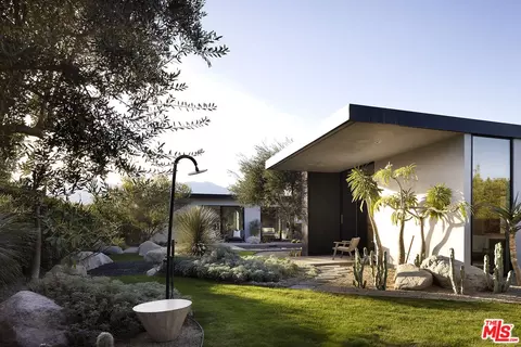Exterior - 2 Echo Ln, Rancho Mirage, CA 92270 photo 5 of 13