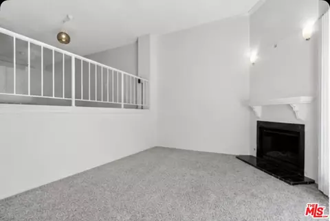 19355 Sherman Way #42, Reseda, CA 91335