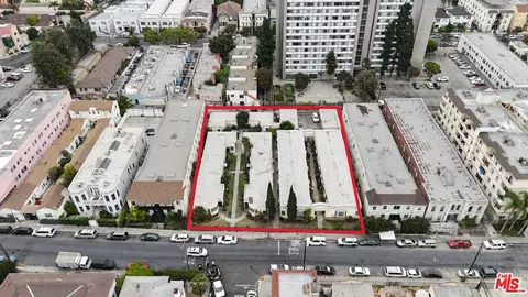 428 S Burlington Ave, Los Angeles, CA 90057