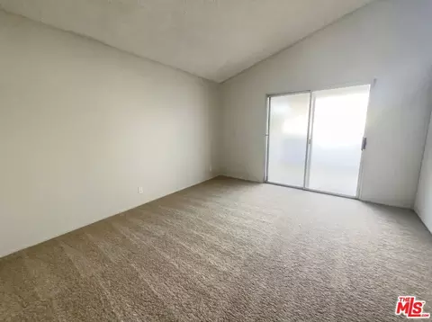 13142 E Mesa Verde Dr, Moorpark, CA 93021 photo 17