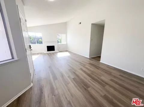 13142 E Mesa Verde Dr, Moorpark, CA 93021 photo 6