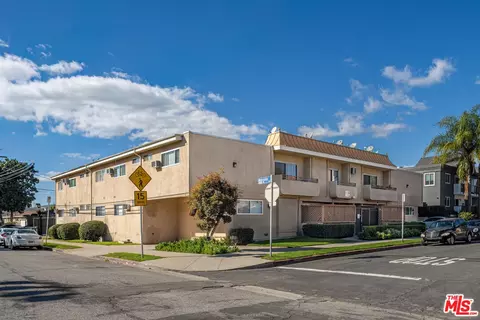 1755 Granville Ave, Los Angeles, CA 90025