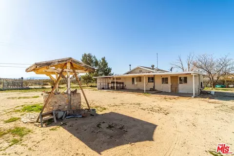 Exterior - 45611 250th St, Lancaster, CA 93535 photo 12 of 13
