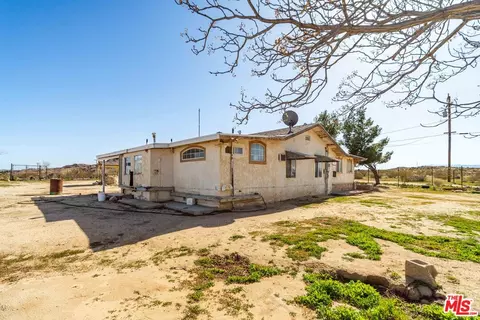 Exterior - 45611 250th St, Lancaster, CA 93535 photo 3 of 13