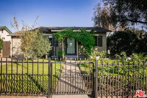212 S Craig Ave, Pasadena, CA 91107