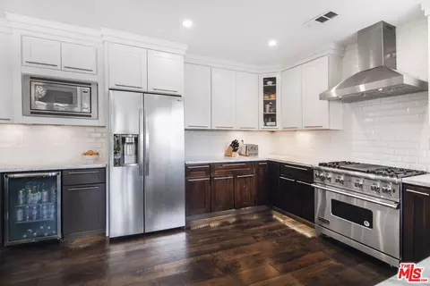 Kitchen - 3200 Wrightwood Dr, Studio City, CA 91604 photo 3 of 3