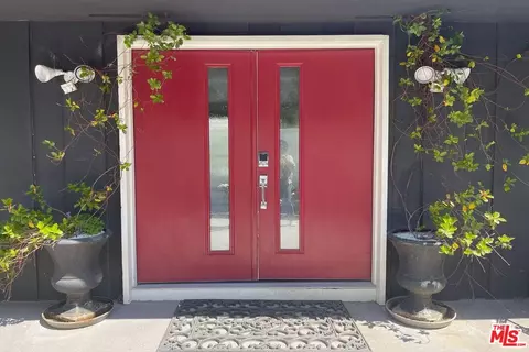 Other - 3200 Wrightwood Dr, Studio City, CA 91604 photo 3 of 11