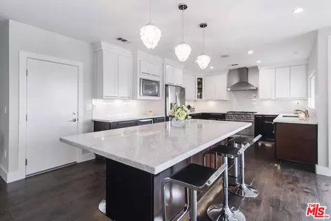 Kitchen - 3200 Wrightwood Dr, Studio City, CA 91604 photo 2 of 3