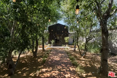 226 S Rimpau Blvd, Los Angeles, CA 90004