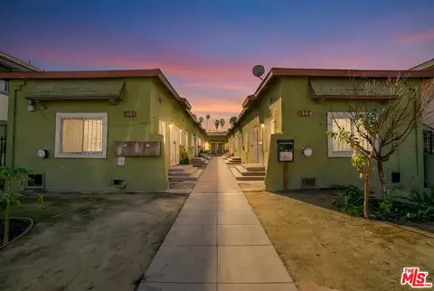 606 W 81st St, Los Angeles, CA 90044