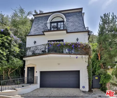 9969 Westwanda Dr, Beverly Hills, CA 90210