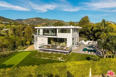 5931 Kanan Dume Rd, Malibu, CA 90265