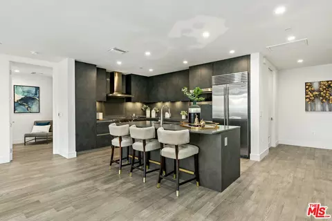 728 N Sweetzer Ave #308, West Hollywood, CA 90069