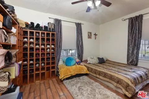 Bedroom - 1191 Sunset Ave, Pasadena, CA 91103 photo 2 of 3