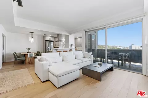7250 Franklin Ave #615, Los Angeles, CA 90046