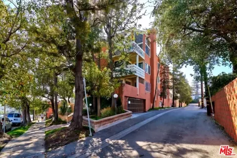 3315 Griffith Park Blvd #101, Los Angeles, CA 90027