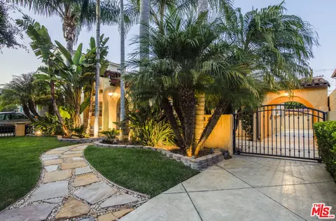 6427 Lindenhurst Ave, Los Angeles, CA 90048