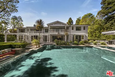 1000 N Norman Pl, Los Angeles, CA 90049
