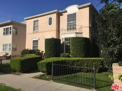 6111 Afton Pl, Los Angeles, CA 90028