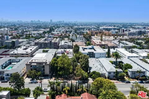 5346 Franklin Ave, Los Angeles, CA 90027