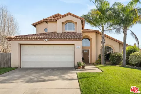 824 Cooper Dr, Lompoc, CA 93436