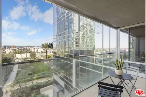 877 Francisco St #1116, Los Angeles, CA 90017
