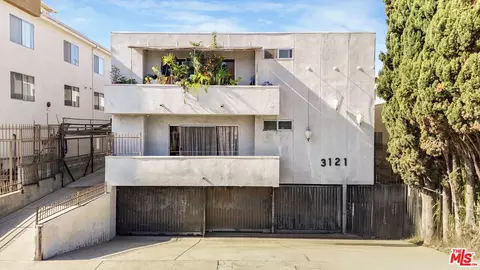 3121 S Canfield Ave, Los Angeles, CA 90034
