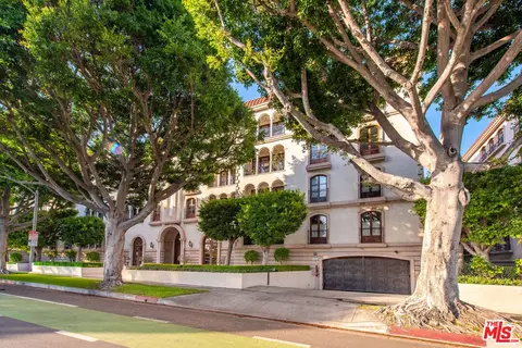 9249 Burton Way #301, Beverly Hills, CA 90210