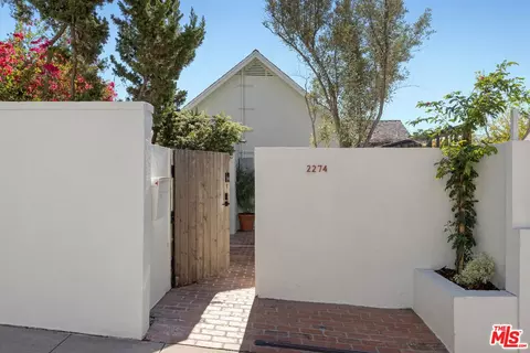 2274 Cove Ave, Los Angeles, CA 90039