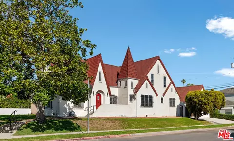 3680 Colonial Ave, Los Angeles, CA 90066