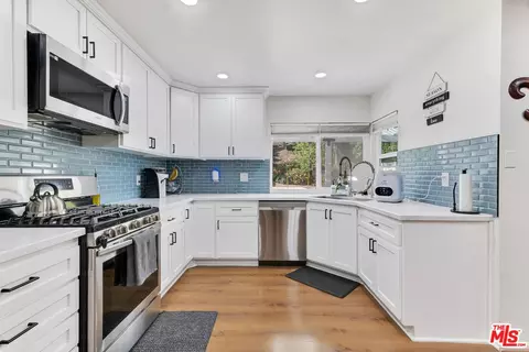 Kitchen - 15 Oak Cliff Dr, Phillips Ranch, CA 91766 photo 1 of 4
