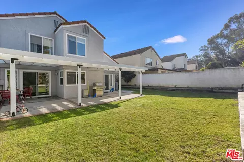 Exterior - 15 Oak Cliff Dr, Phillips Ranch, CA 91766 photo 2 of 12