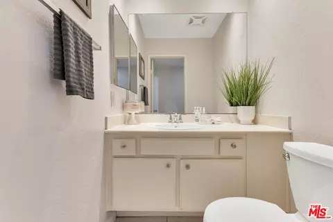 Bath - 15 Oak Cliff Dr, Phillips Ranch, CA 91766 photo 1 of 5