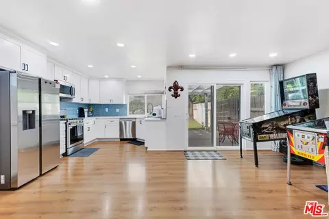 Kitchen - 15 Oak Cliff Dr, Phillips Ranch, CA 91766 photo 4 of 4