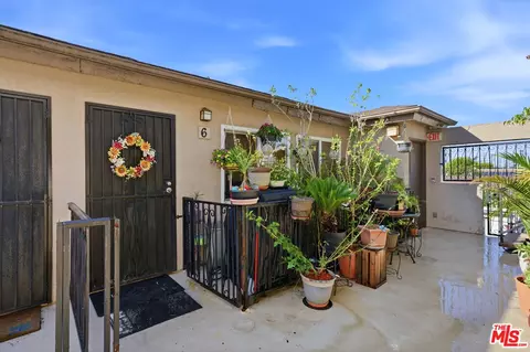 1100 Walnut Ave #6, Long Beach, CA 90813