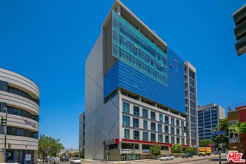 3223 W 6th St #906, Los Angeles, CA 90020