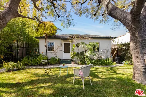 1453 Centinela Ave, Santa Monica, CA 90404