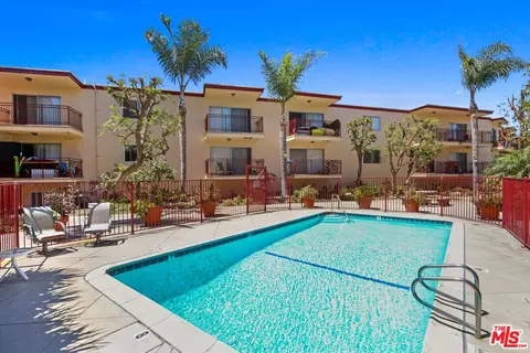 3320 Redondo Beach Blvd, Torrance, CA 90504