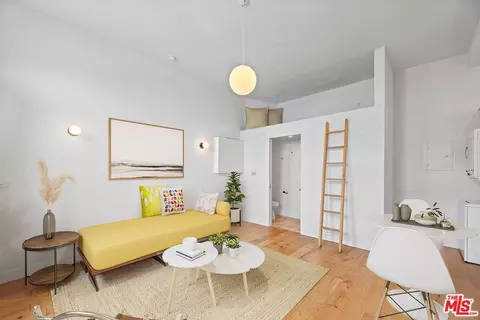 1341 12 Lilac Ter, Los Angeles, CA 90026