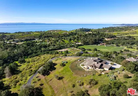 View/Area - 450 Lambert Rd, Carpinteria, CA 93013 photo 5 of 5