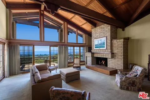 Living - 450 Lambert Rd, Carpinteria, CA 93013 photo 1 of 1