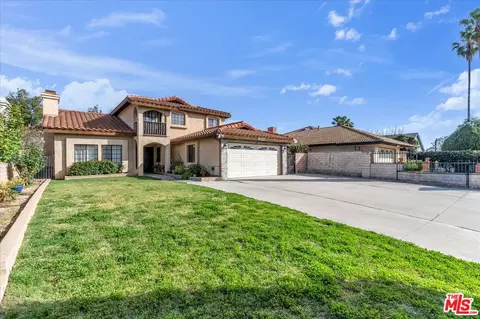 9322 Columbus Ave, North Hills, CA 91343