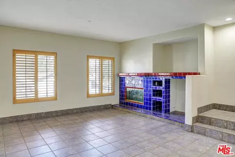 Living - 630 E Walnut St, Pasadena, CA 91101 photo 1 of 4