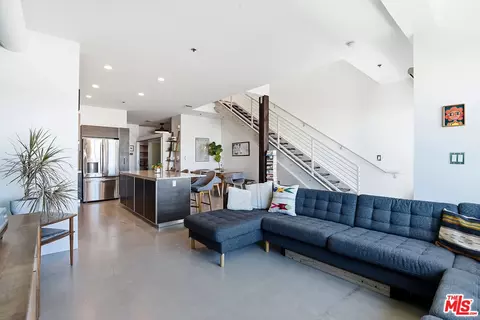 11500 Tennessee Ave #324, Los Angeles, CA 90064