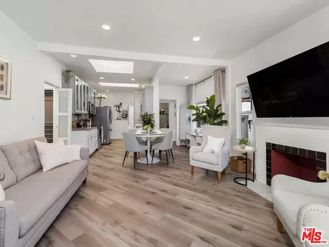 8823 Betty Way, West Hollywood, CA 90069