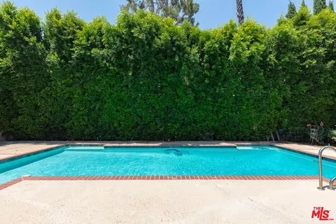 Exterior - 17341 Cumpston St, Encino, CA 91316 photo 6 of 8