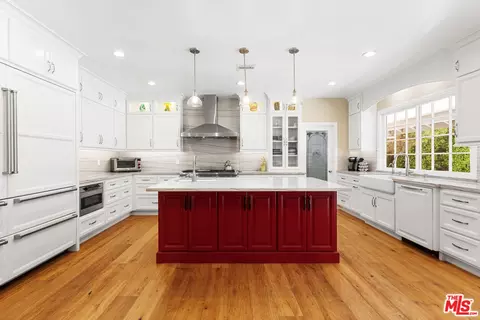 Kitchen - 17341 Cumpston St, Encino, CA 91316 photo 2 of 5